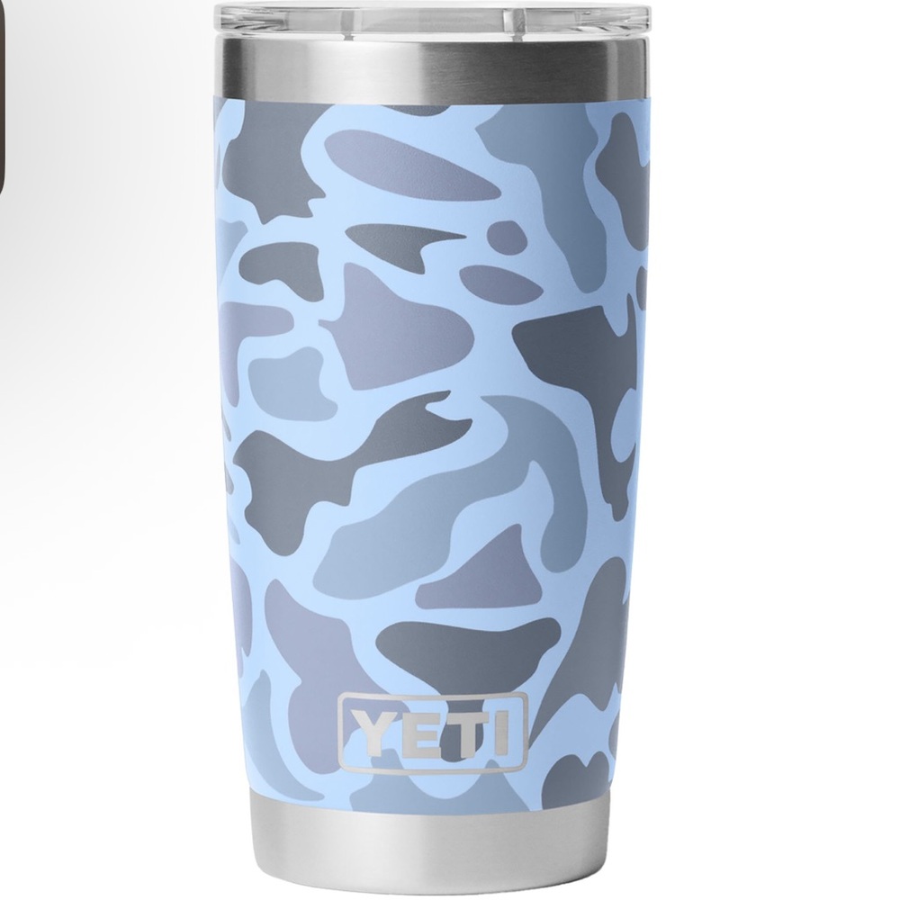 YETI Rambler Tumbler with MagSlider Lid in Blue and Gray Camo